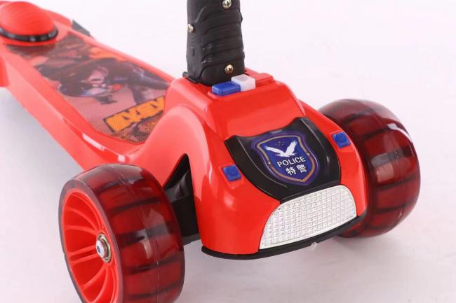 SCOOTER PARA NIÑOS MUSICAL Y CON LUCES »POLICE SPEED MASTER«